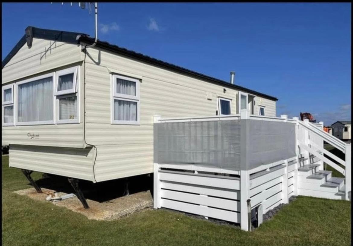 Hotel Sea Lets Selsey Esterno foto