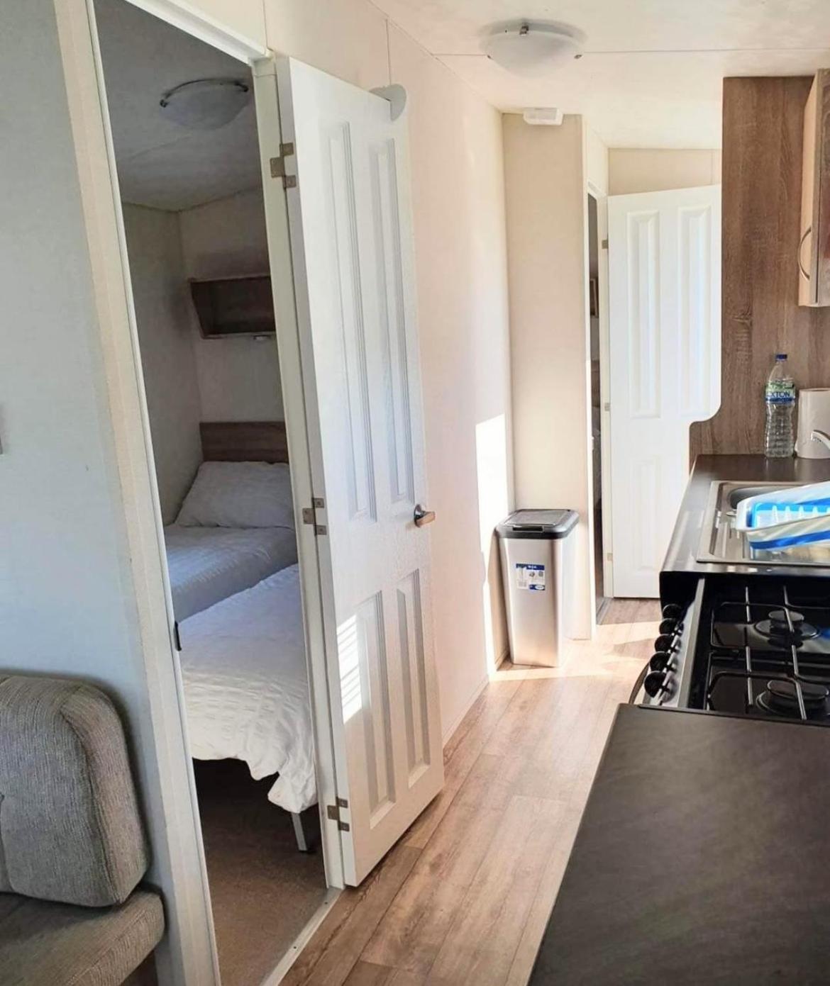 Hotel Sea Lets Selsey Esterno foto